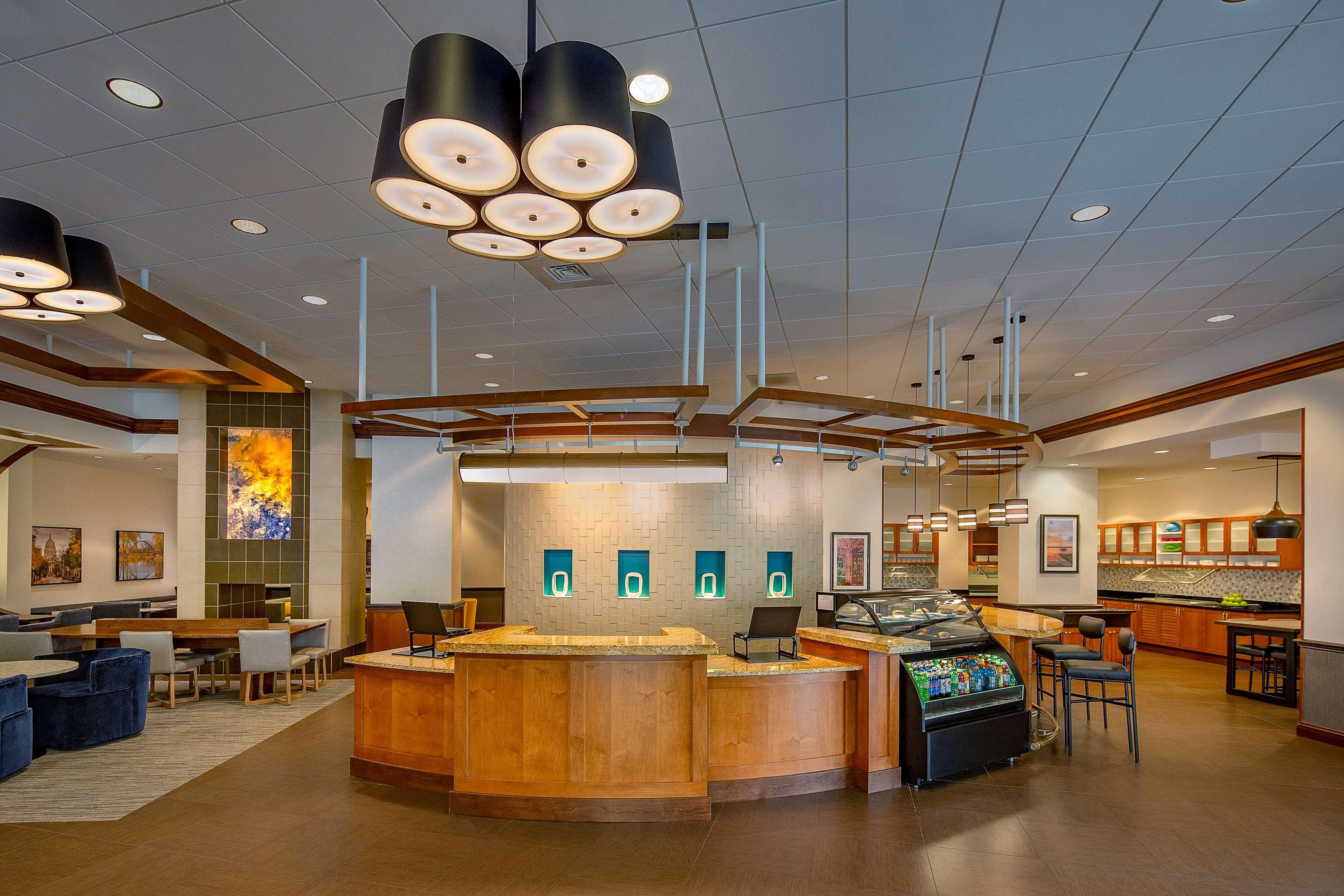 Hyatt Place Madison/Downtown Экстерьер фото